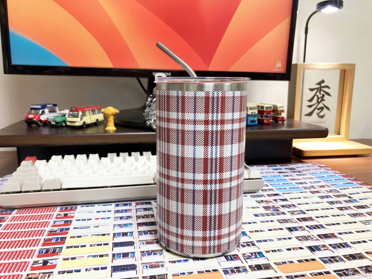 港式紅白藍圖案不鏽鋼保溫咖啡杯 600ml (紅) - Hong Kong Maper