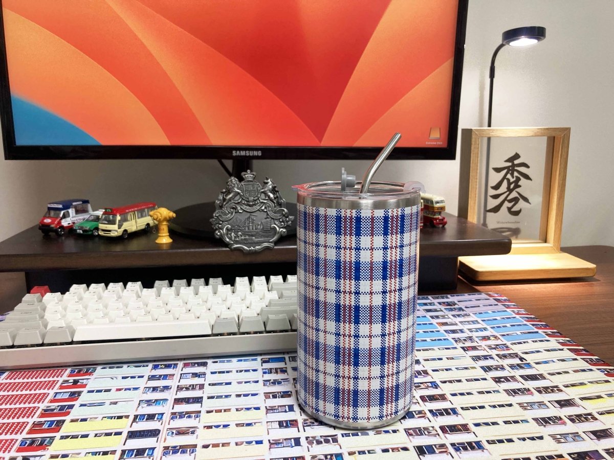 港式紅白藍圖案不鏽鋼保溫咖啡杯 600ml (藍) - Hong Kong Maper