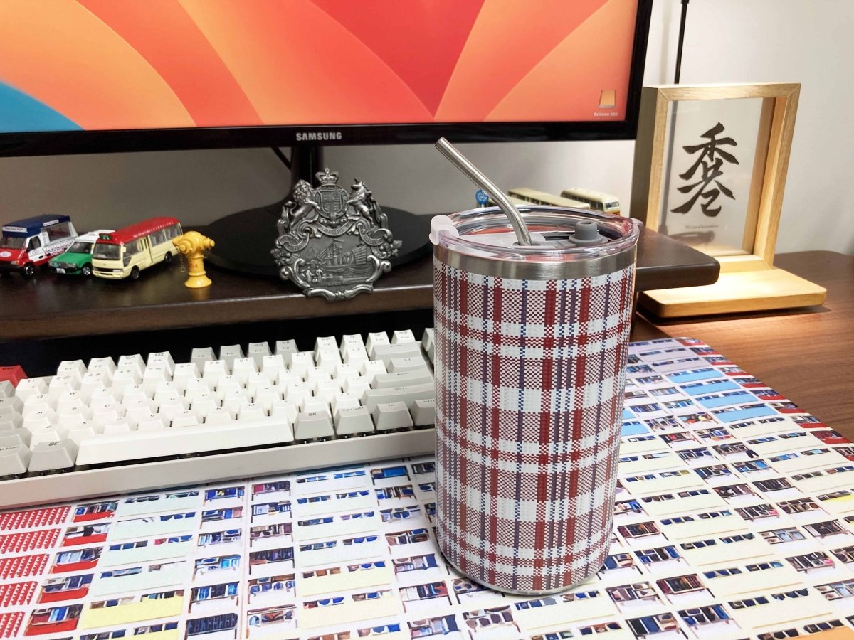 港式紅白藍圖案不鏽鋼保溫咖啡杯 600ml (紅) - Hong Kong Maper