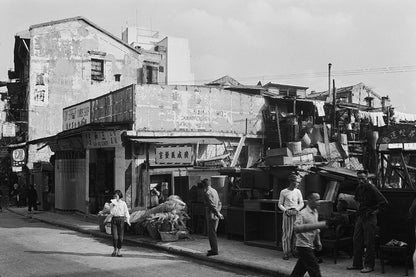 中環街坊與雜貨鋪 1968 舊香港照片掛畫｜淨印原圖（無框） — Old Hong Kong photo, Neighbourhood grocery shops, Central, 1968, unframed print