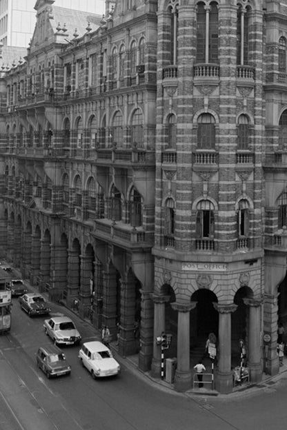 中環舊郵政總局 1976 舊香港照片掛畫｜局部細節 2 — Old Hong Kong photo, Old General Post Office, Central, 1976, detail crop 2